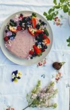 Vegan fruittaartje met kokos-chocobodem