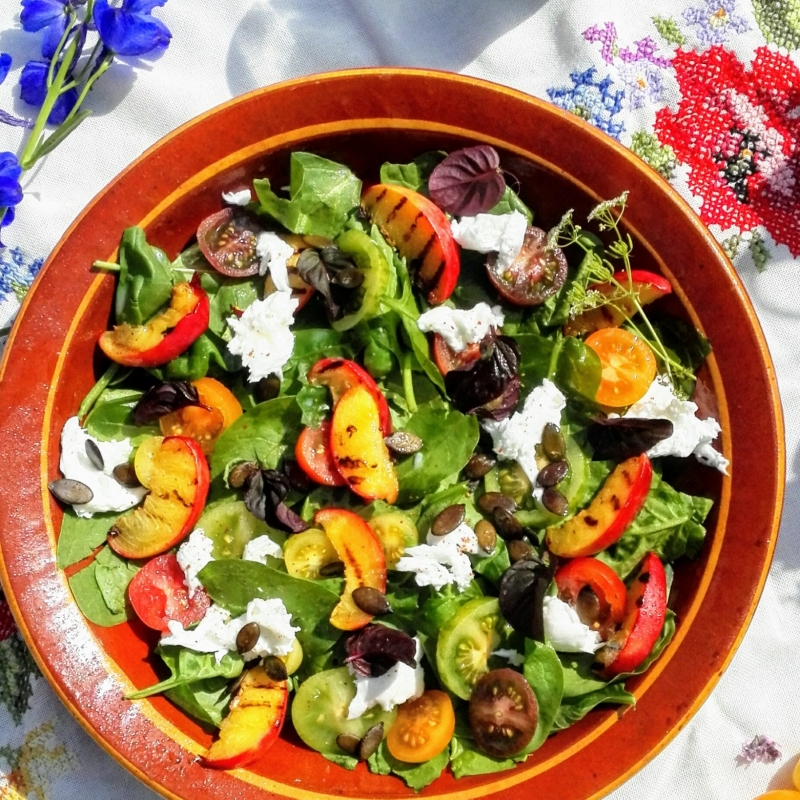 Salade gegrilde nectarines en burrata