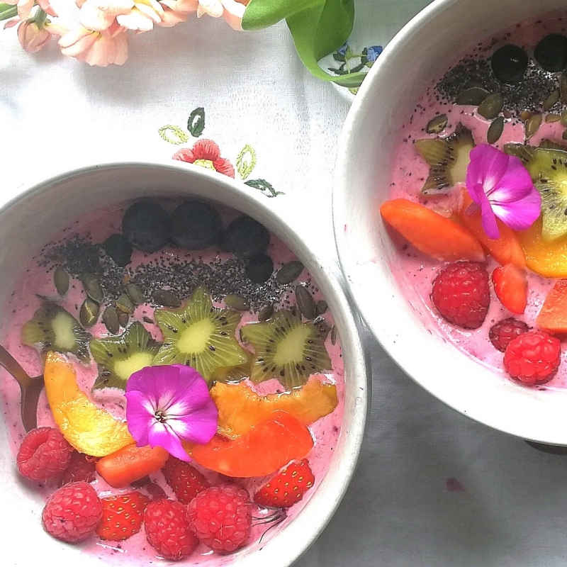 Regenboog smoothie bowl