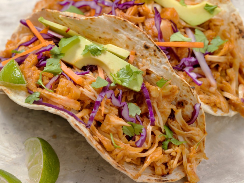 Vegan pulled jackfruit taco's met koolsla