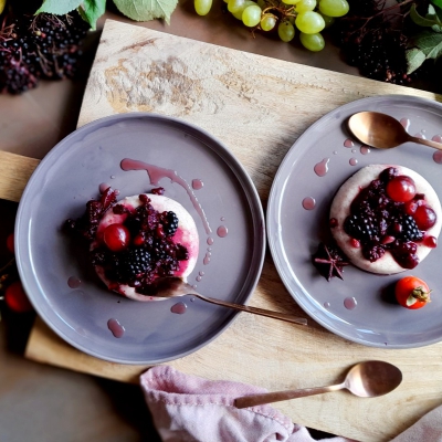 Griesmeelpudding met compote van (wild) herfstfruit