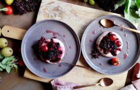 Griesmeelpudding met compote van (wild) herfstfruit