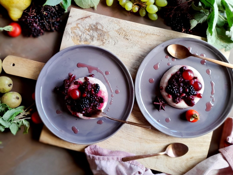 Griesmeelpudding met compote van (wild) herfstfruit