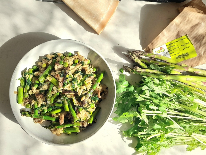 Havermout 'risotto' met raapstelen en asperges
