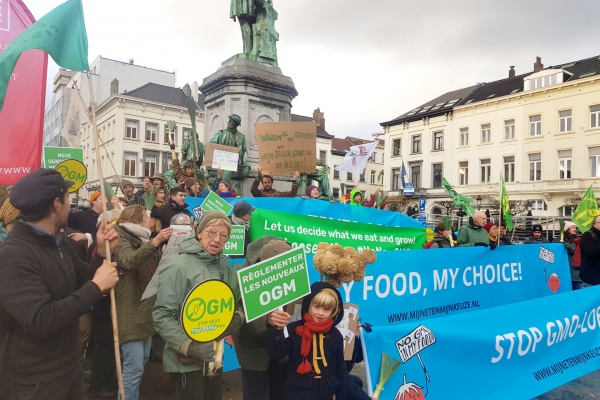 GMO has got to go - demonstratie biologische sector tegen gentech in Brussel