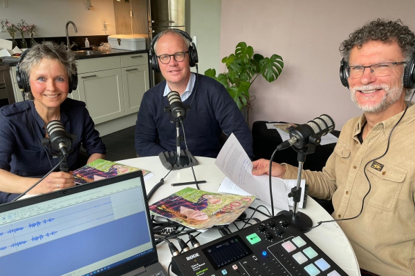 Podcast fabels en feiten rond biologische voeding van Odin Foodcoop met RIneke Dijkinga en Michael Wilde