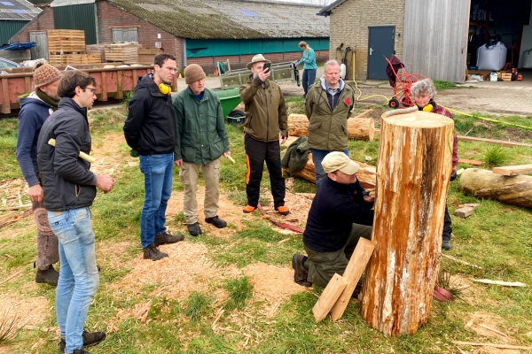 Boomimker-workshop Odin-boerderij De Beersche Hoeve