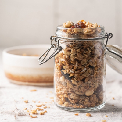 Homemade granola met tahin