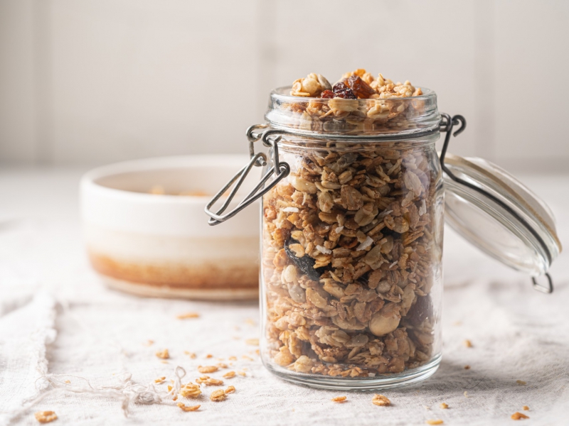 Homemade granola met tahin