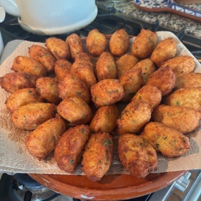 pastéis de bacalhau portugal