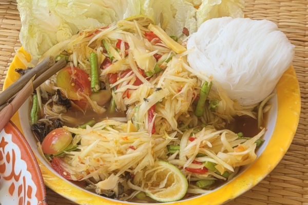 Thaise papayasalade somtum