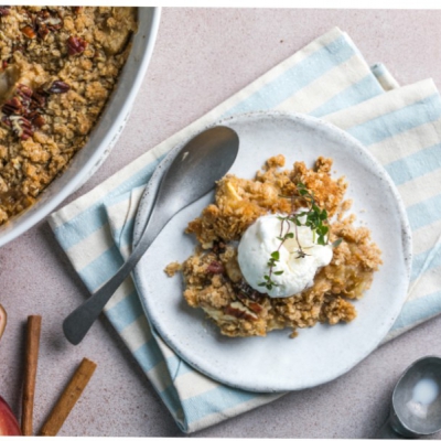 Appel-vijgencrumble met pecannoten