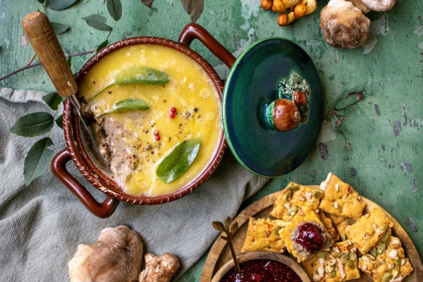 Paté van linzen, noten en paddenstoelen 