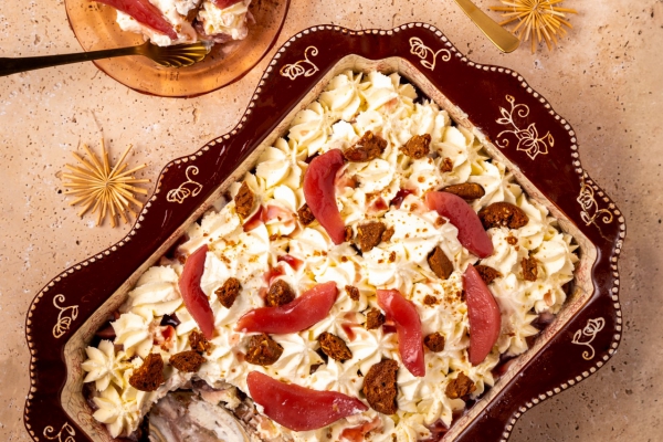 Tiramisu met stoofpeertjes en speculaas