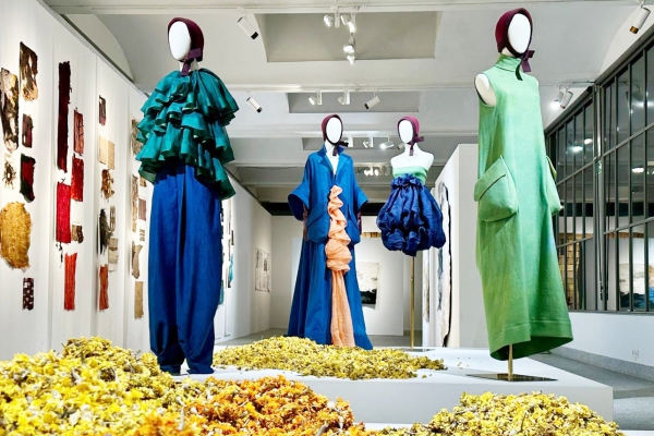 tentoonstelling Día y Noche van Marcos Luengo - LOADS Collection