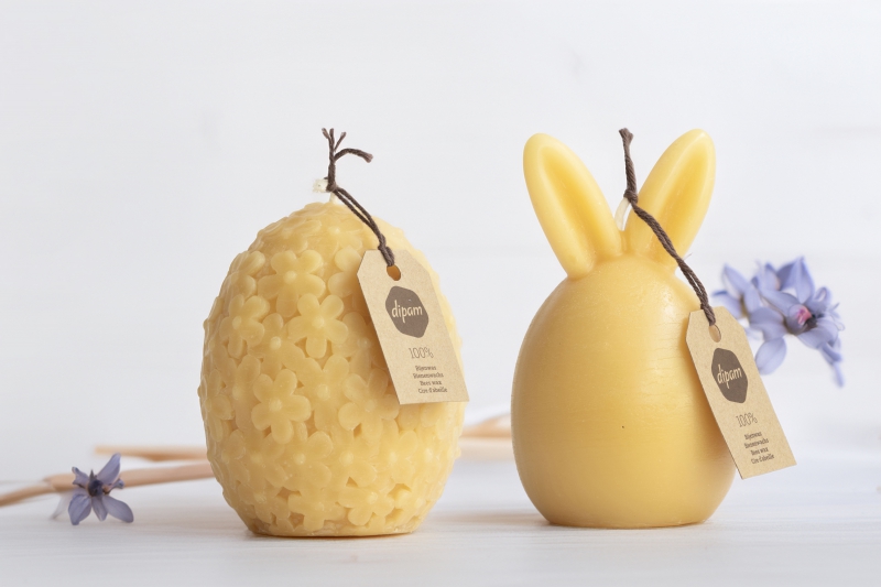 Vier Pasen met bijenwaskaarsen van Dipam