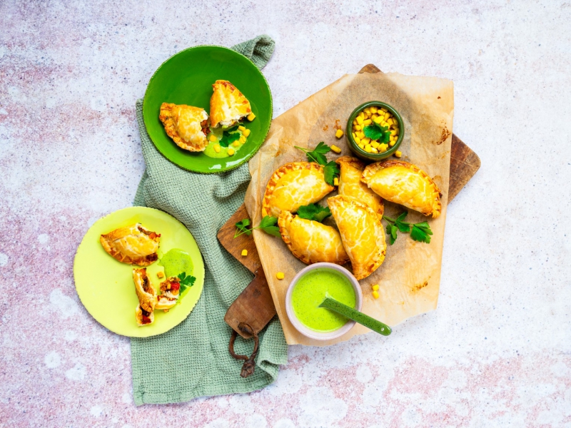 Empanadas met groentevulling en feta