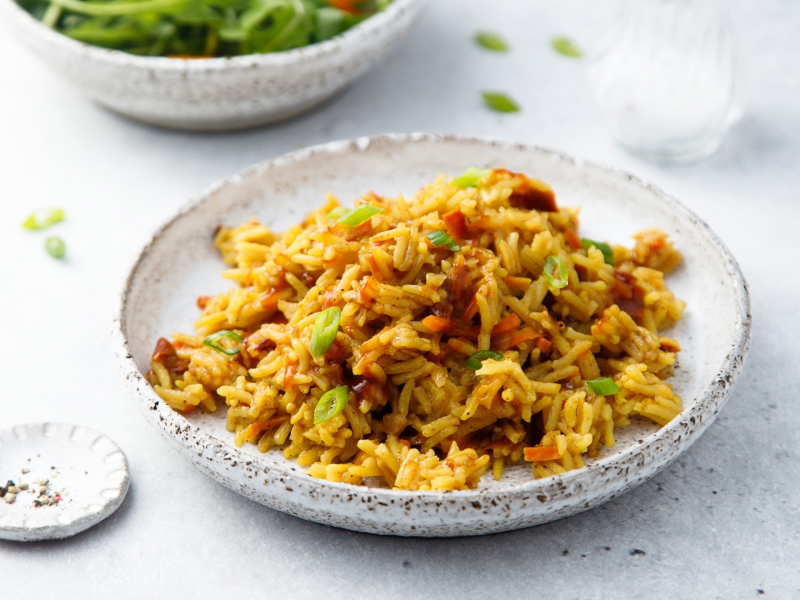 Nasi met wortel en spitskool