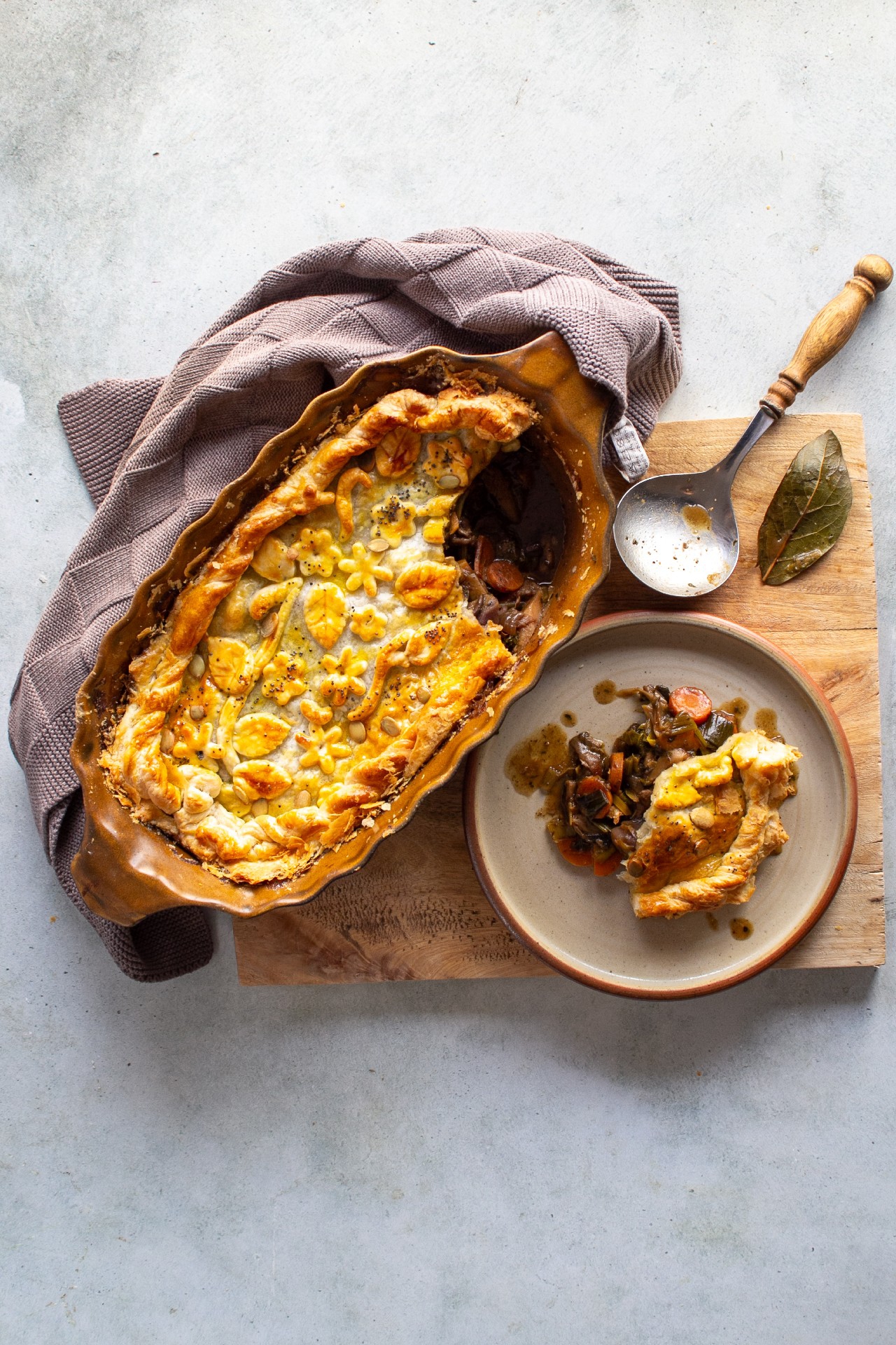 Winterse pie met oesterzwam, pastinaak en koffie Winterse pie met oesterzwam, pastinaak en koffie