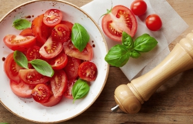 recept tomatensalade met Hüttenkäse