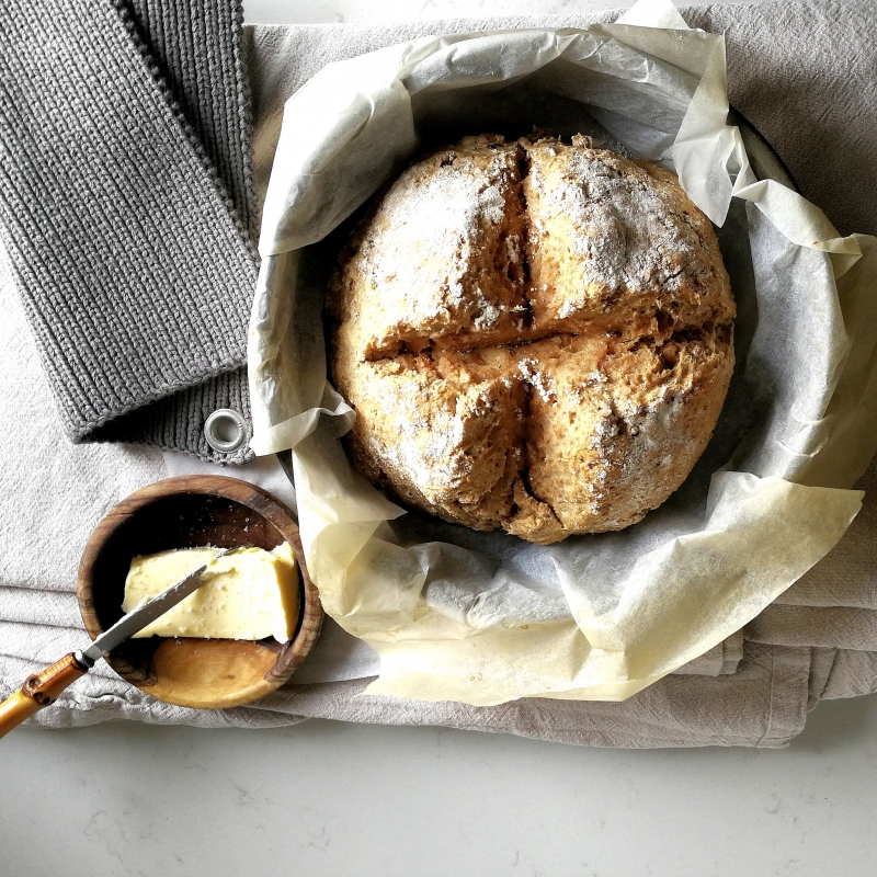 Snel broodje met karnemelk